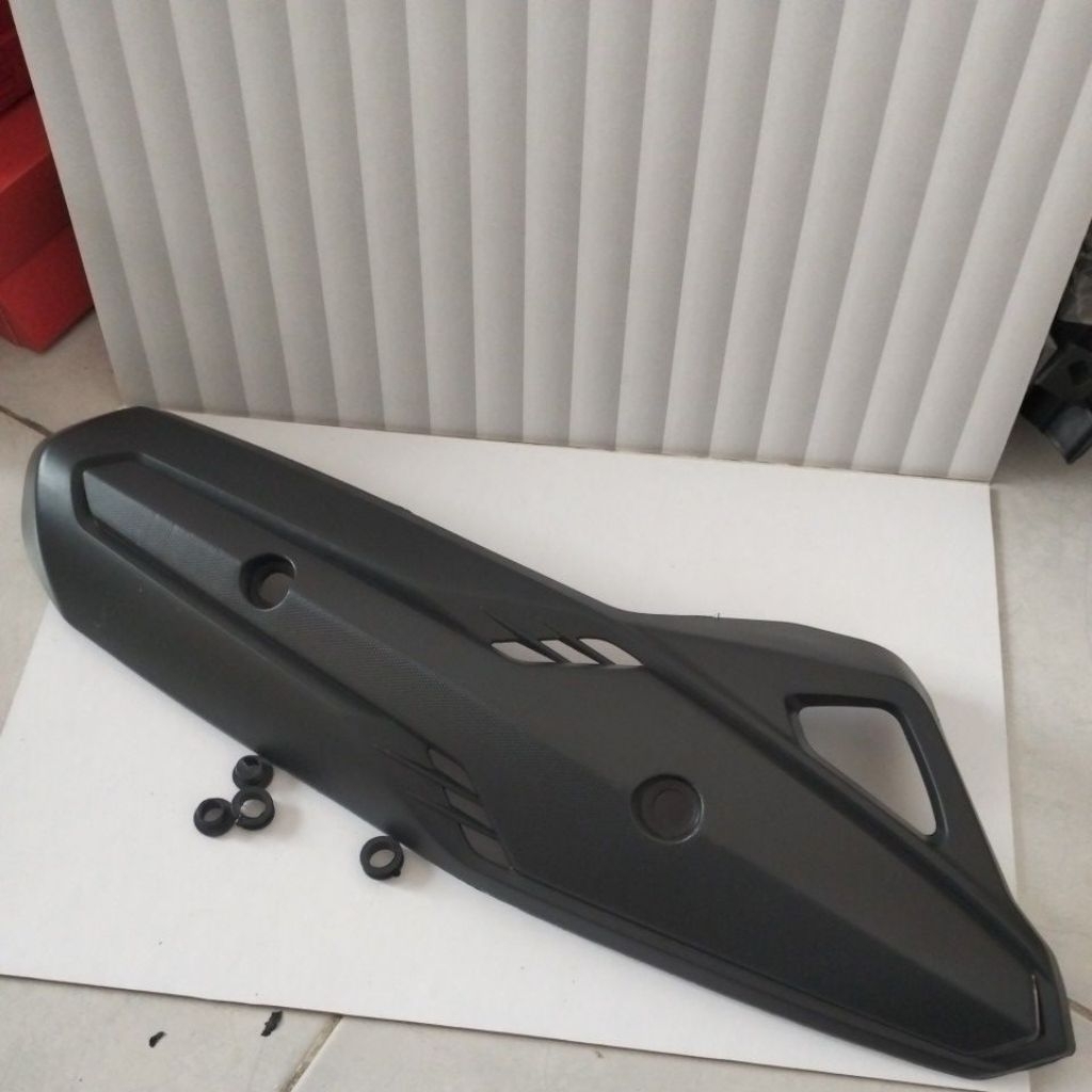 cover knalpot Vario 125 techno tutup knalpot Vario 125 techno