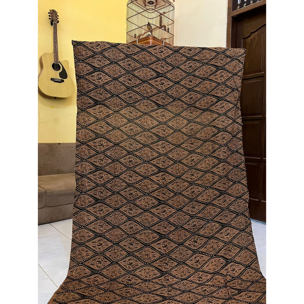 Kamen Batik. Kamen Batik Paris. Batik Solo. Kamen Sutra. Kamen Batik Lembaran.