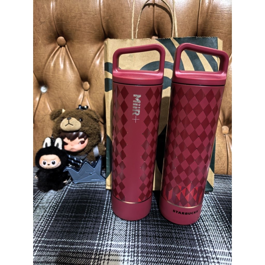 Tumbler Starbucks Holiday 2025 Miir