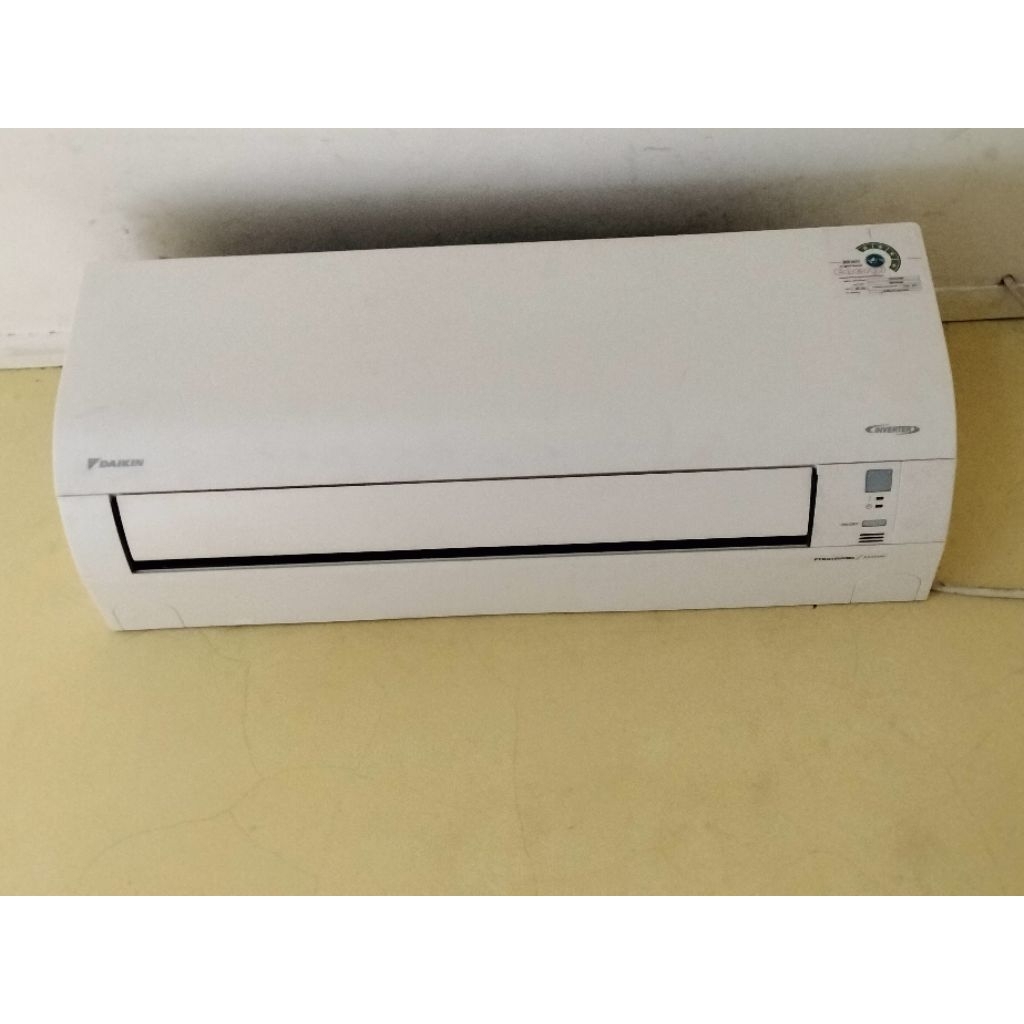 Daikin Inverter R32 Thailand