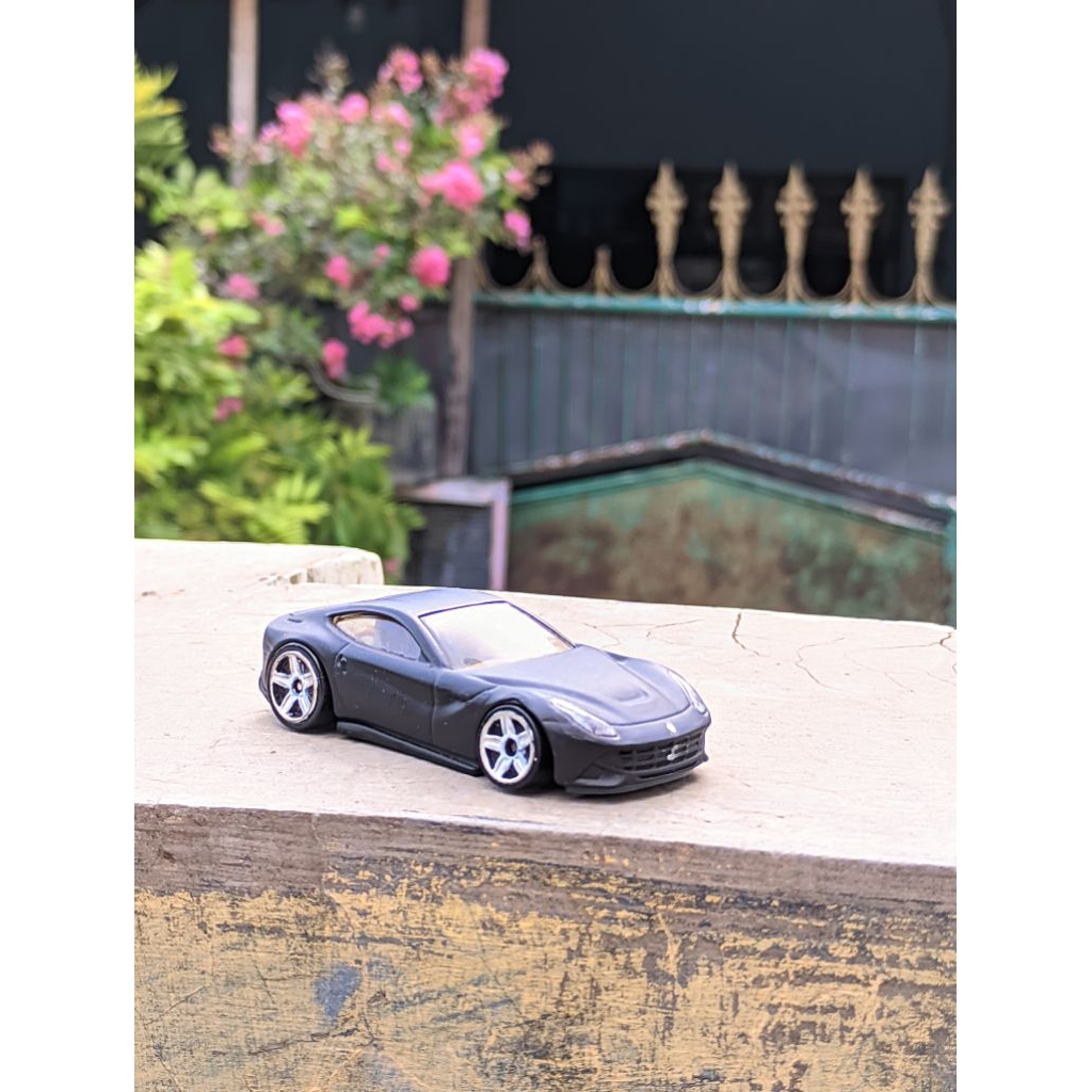 Hotwheels Ferrari F12 Berlinetta