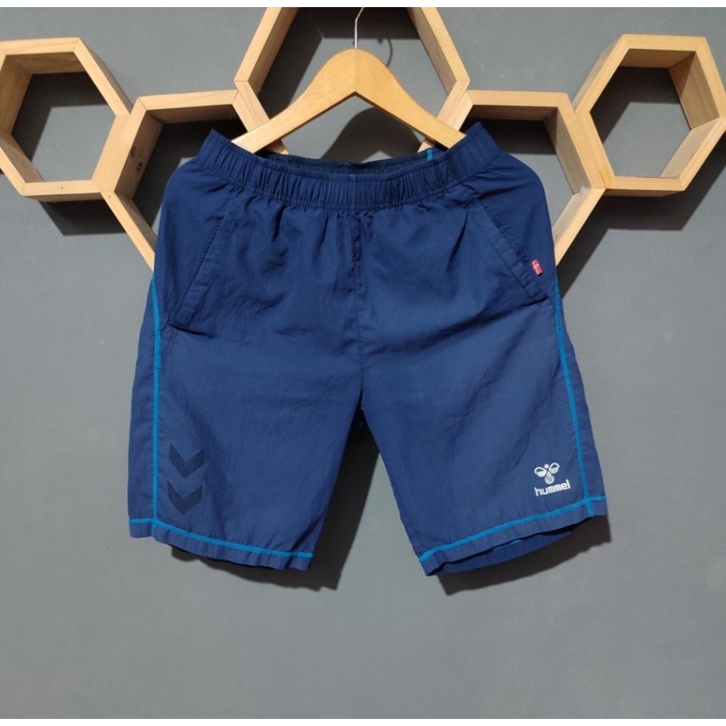 CELANA PENDEK RUNNING HUMMEL