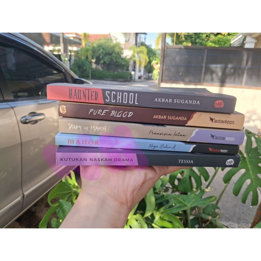 Preloved Novel Fantasteen (Kutukan Naskah Drama, Manor, Diary Of March, Pure Blood, Haunted School)