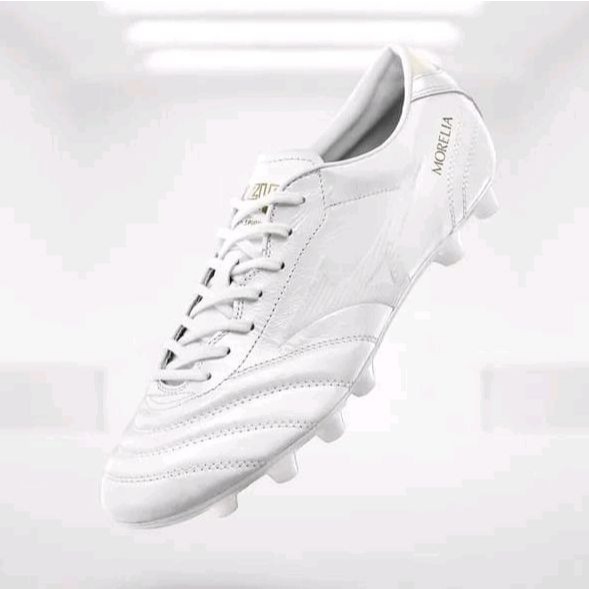 Sepatu Bola Mizuno Morelia II  Ultra Light Made in Japan FG AG