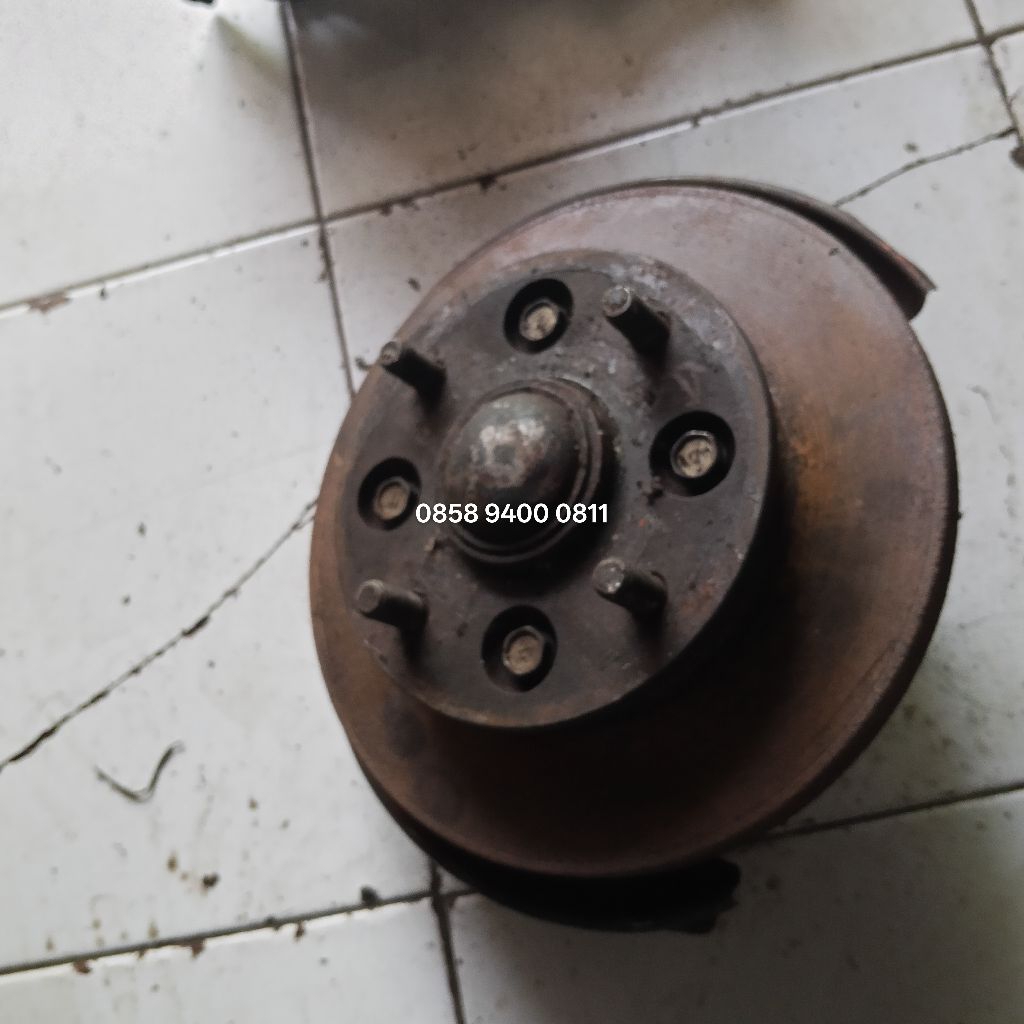 knuckle roda depan Avanza Xenia lama