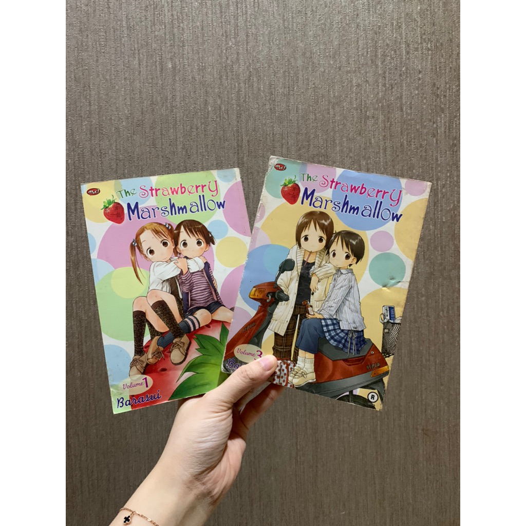 Komik Set Strawberry Marshmallow 1,3