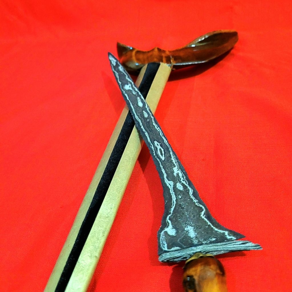 keris ori sepuh brojol tangguh tuban mojo