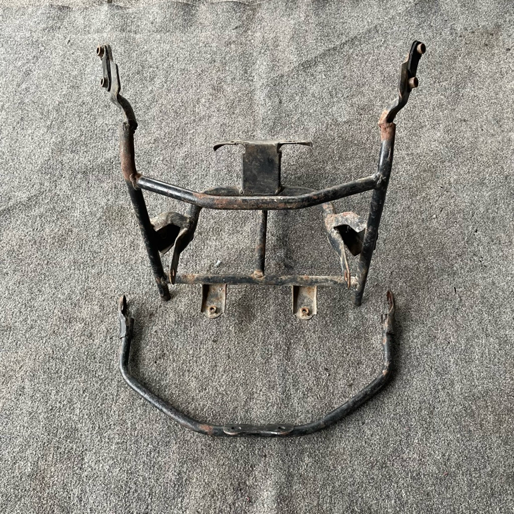 Breket braket dudukan pangkon set fairing cover krodong depan yamaha RZR rzr original second