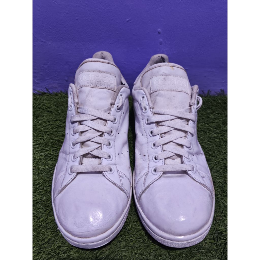 sepatu adidas Stand smith, size 43.