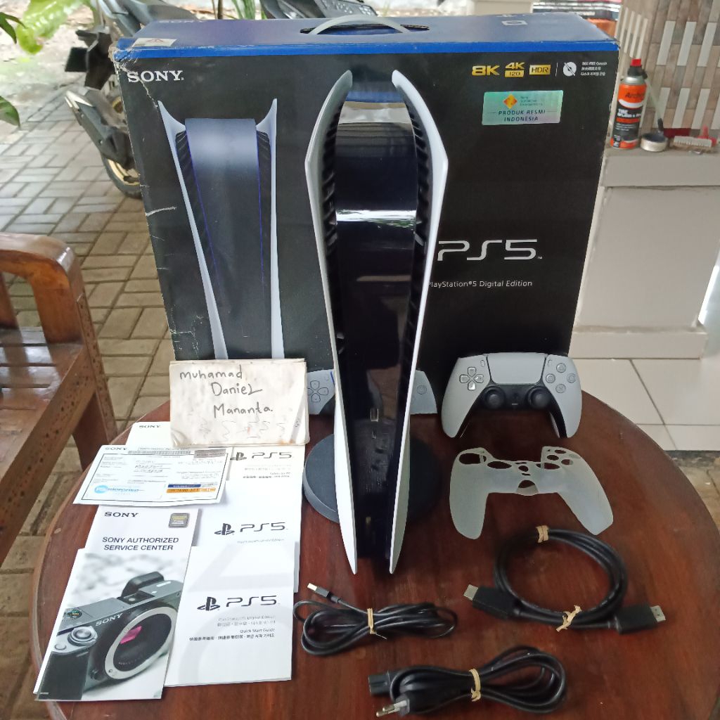 Ps5 digital cfi-1118B resmi indo jarang pake, game astro playroom, genshin, efootbal, fullset kitab2