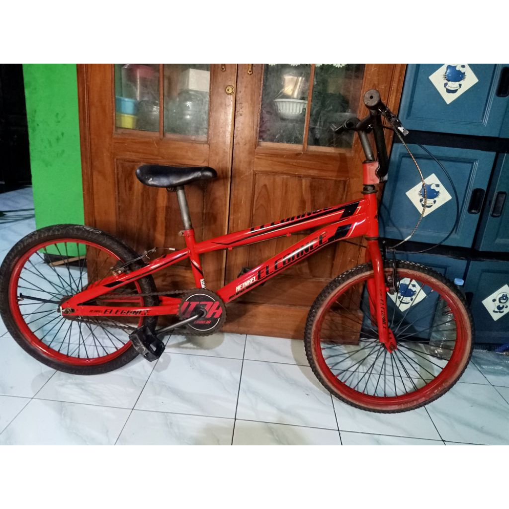 SEPEDA BMX UKURAN 20  BEKAS