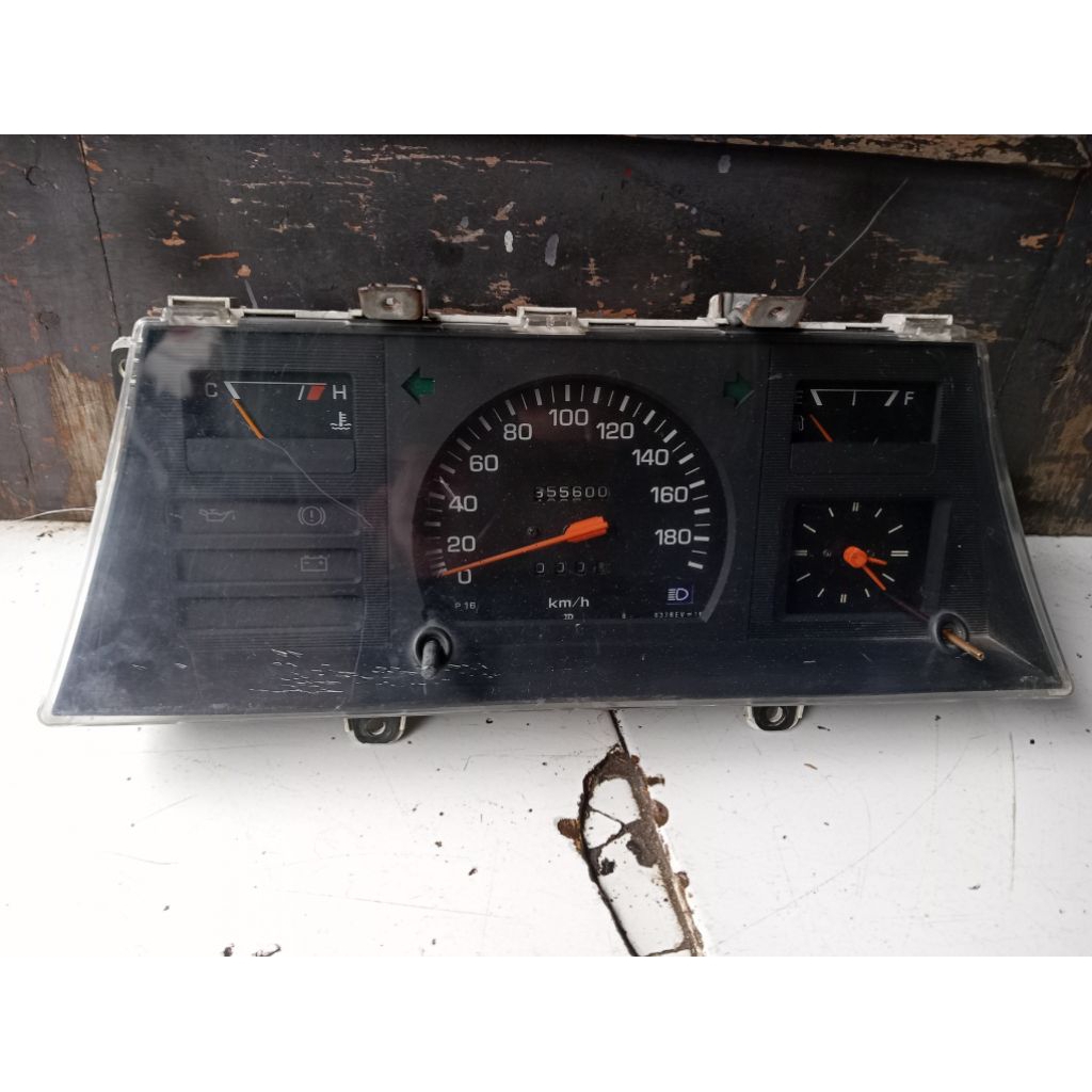 speedometer toyota starlet kotak