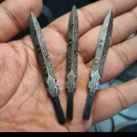 kerajinan  pedang damaskus minion