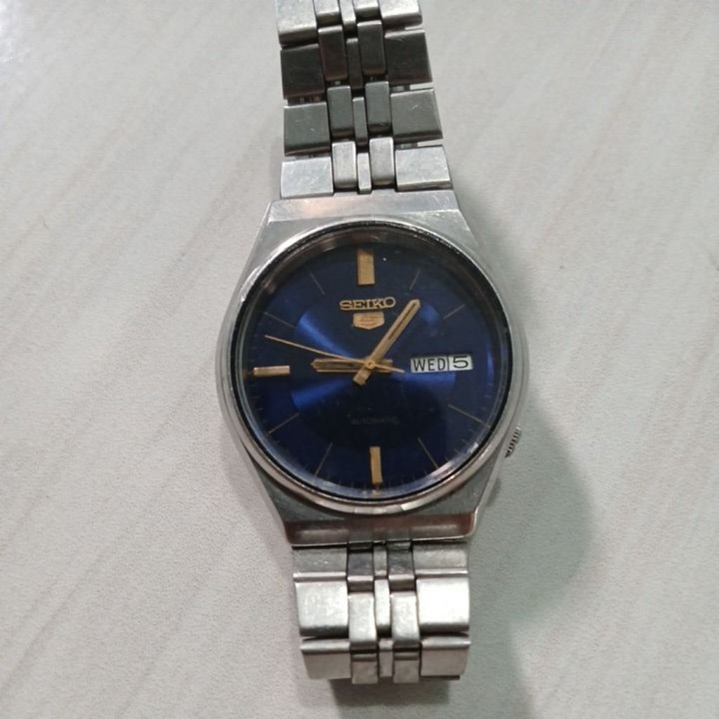 Jam tangan seiko 5 automatic full original 6309  dial sangat cakep warna biru tua normal dan sangat 