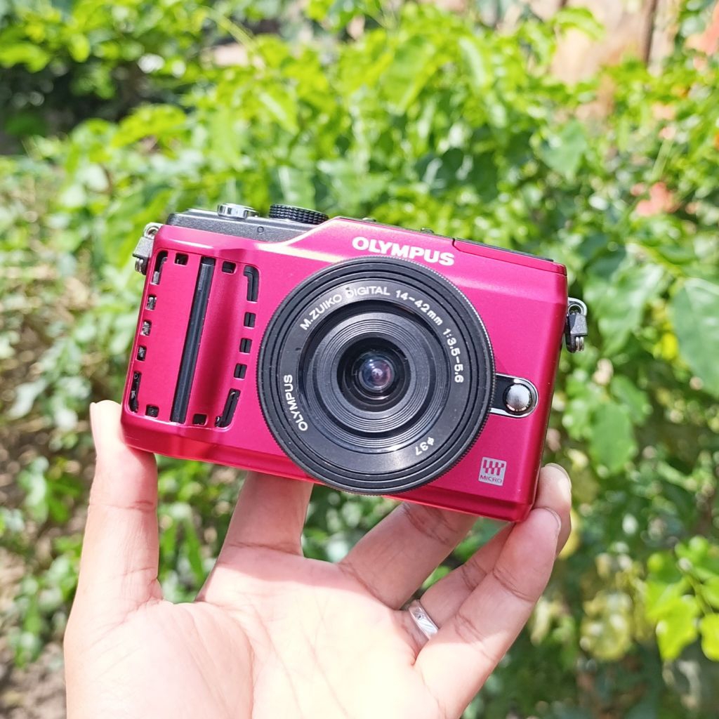 Mirrorless Olympus Epl 2 Red Lensa 14-42mm