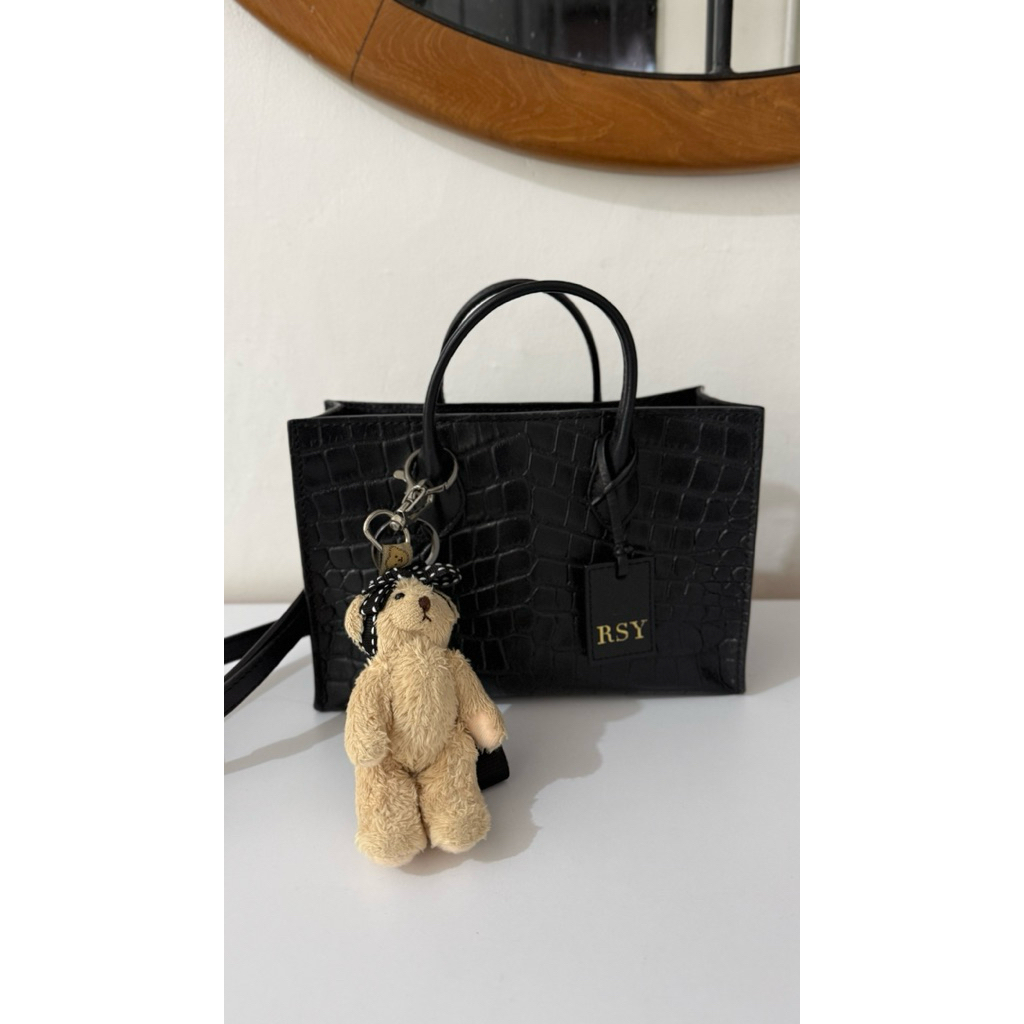 Rounn Felice 21 Black CROCO. dus dan dust bag lengkap