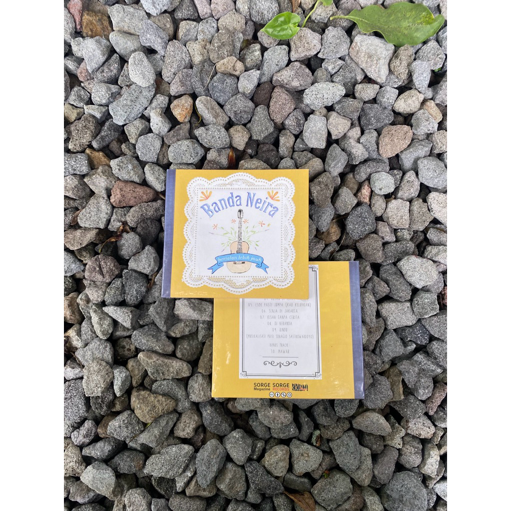 CD Banda Neira - Berjalan Lebih Jauh