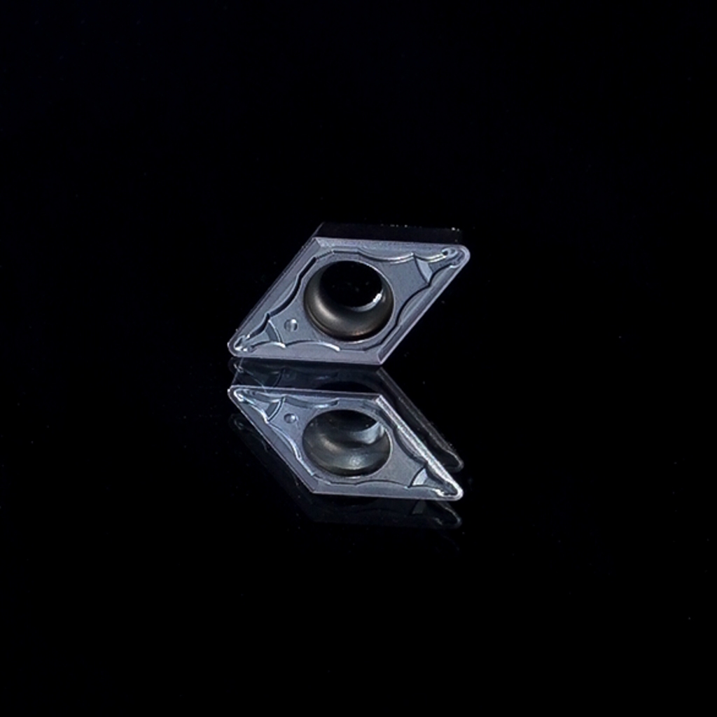 INSERT BUBUT DCMT11T308-PS CJ947 & DCMT11T304-PF AV322 | INSERT CARBIDE UNTUK BUBUT BESI - SIMOTECH