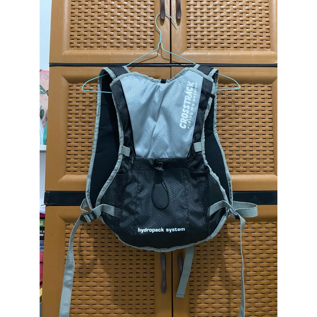 PRELOVED_hydropack