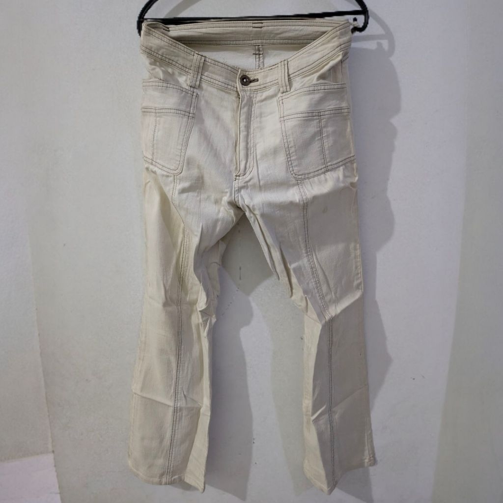 Celana Jeans Warna Putih Cewek - Preloved