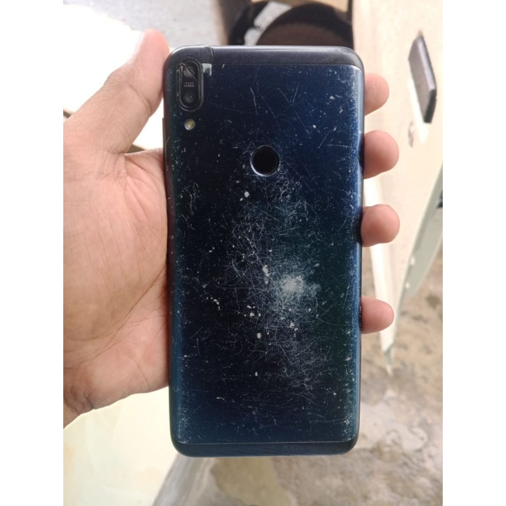 Asus Zenfone Max pro M1 (second)