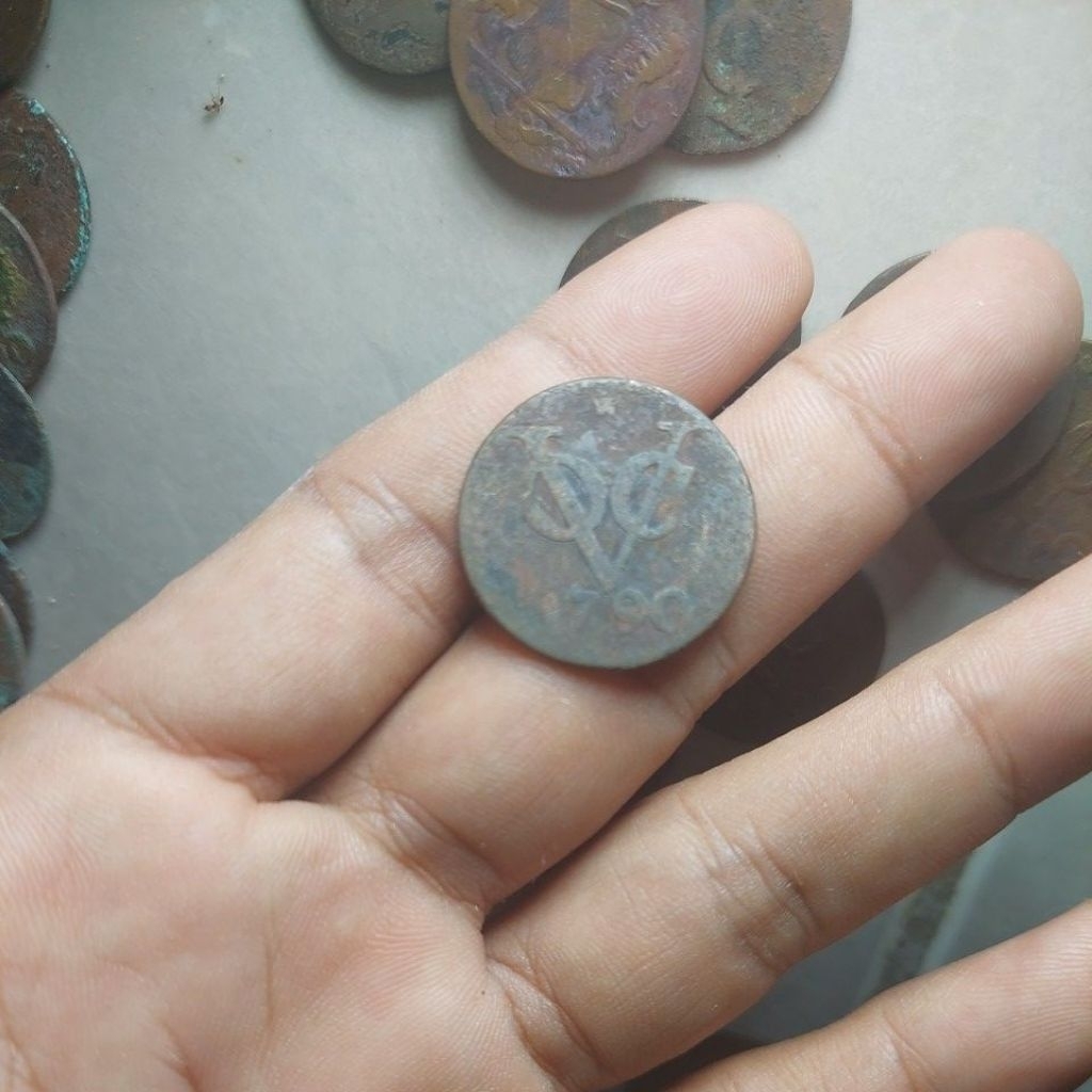 1 keping koin voc tahun 1790 nominal 2 duit