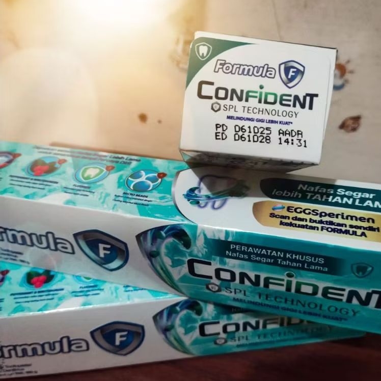 NEW PASTA GIGI FORMULA CONFIDENT160 gr