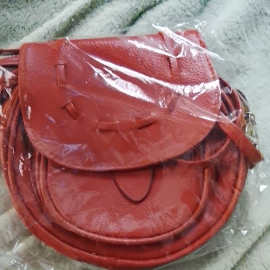 tas selempang kecil cewe