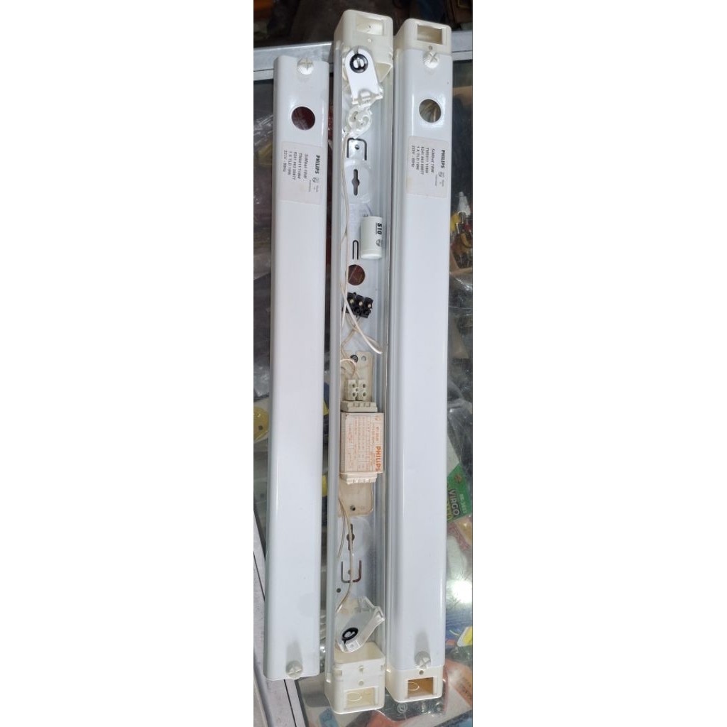 kap lampu TL philips simbat 18w