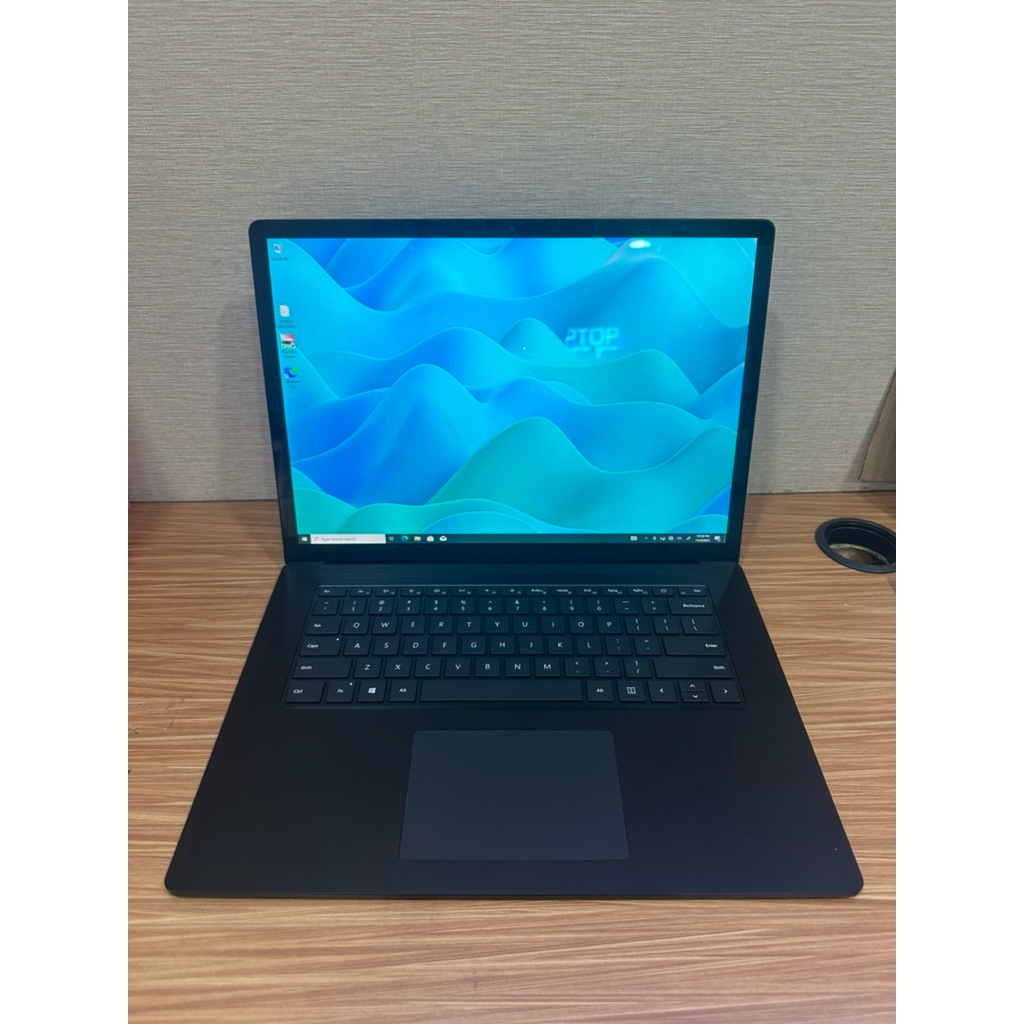 Microsoft surface laptop 3 core i5-1035G7 ram 8gb ssd 256gb touchscreen