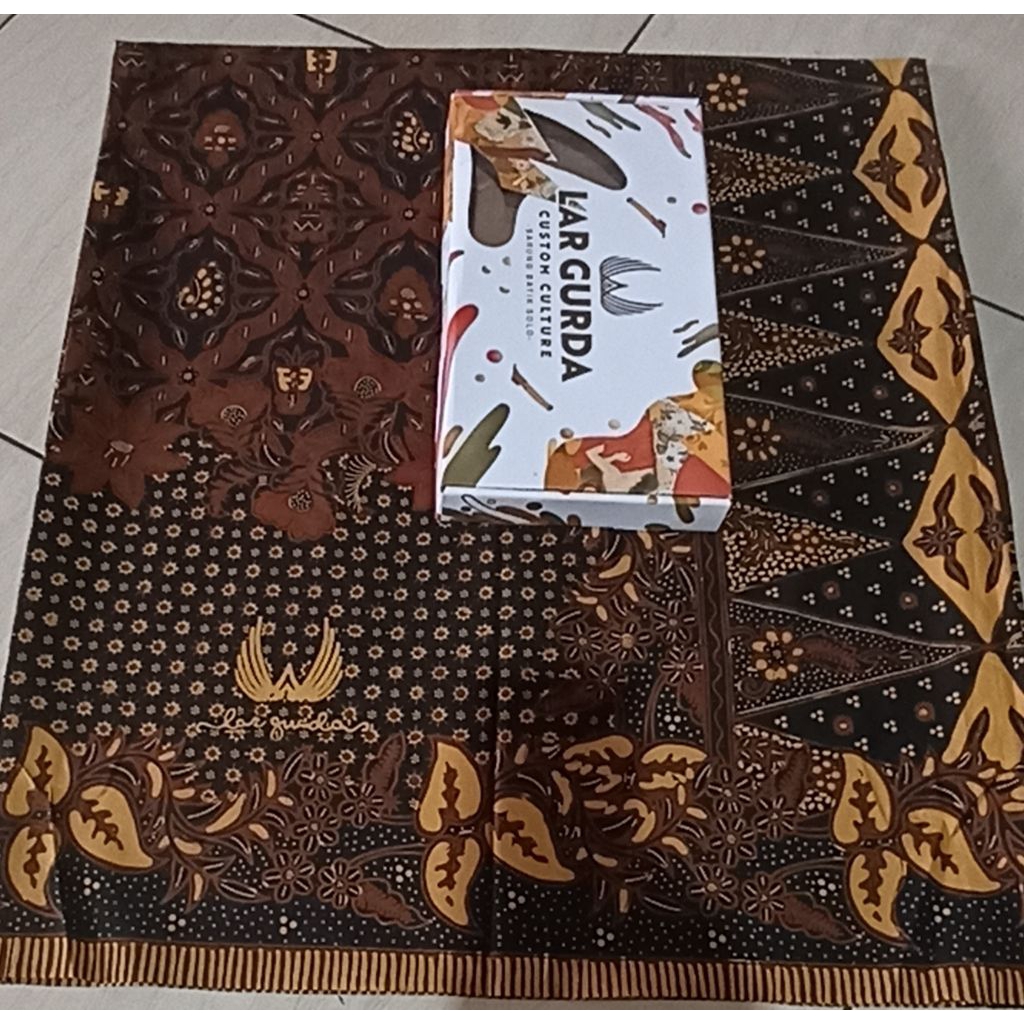 Sarung Batik LAR GURDA Kesikan