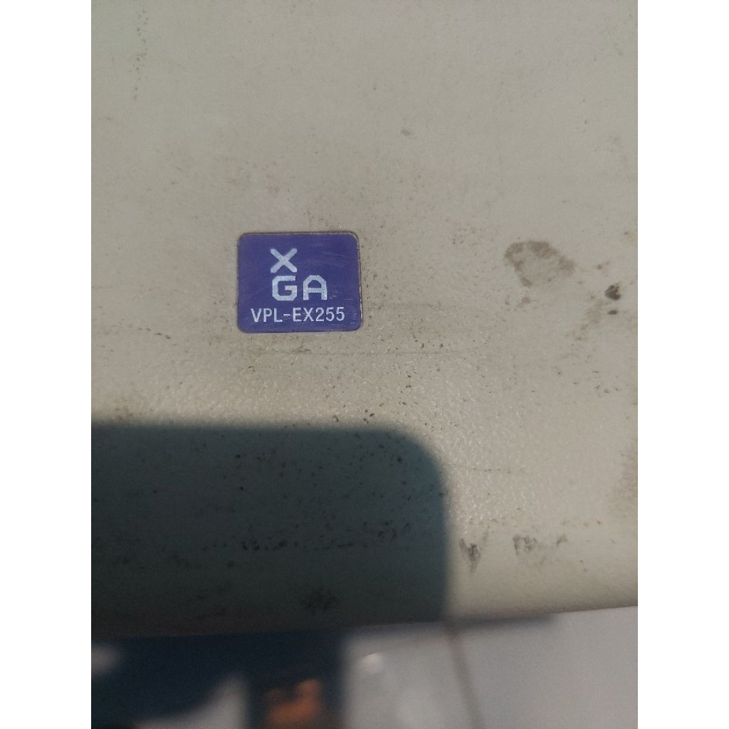 proyektor SONY VPL-EX255 (minus )