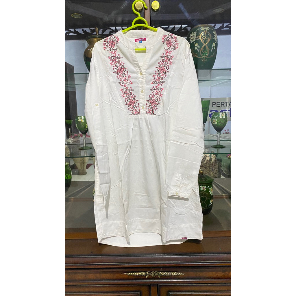 Tunik Wanita Motif Bunga