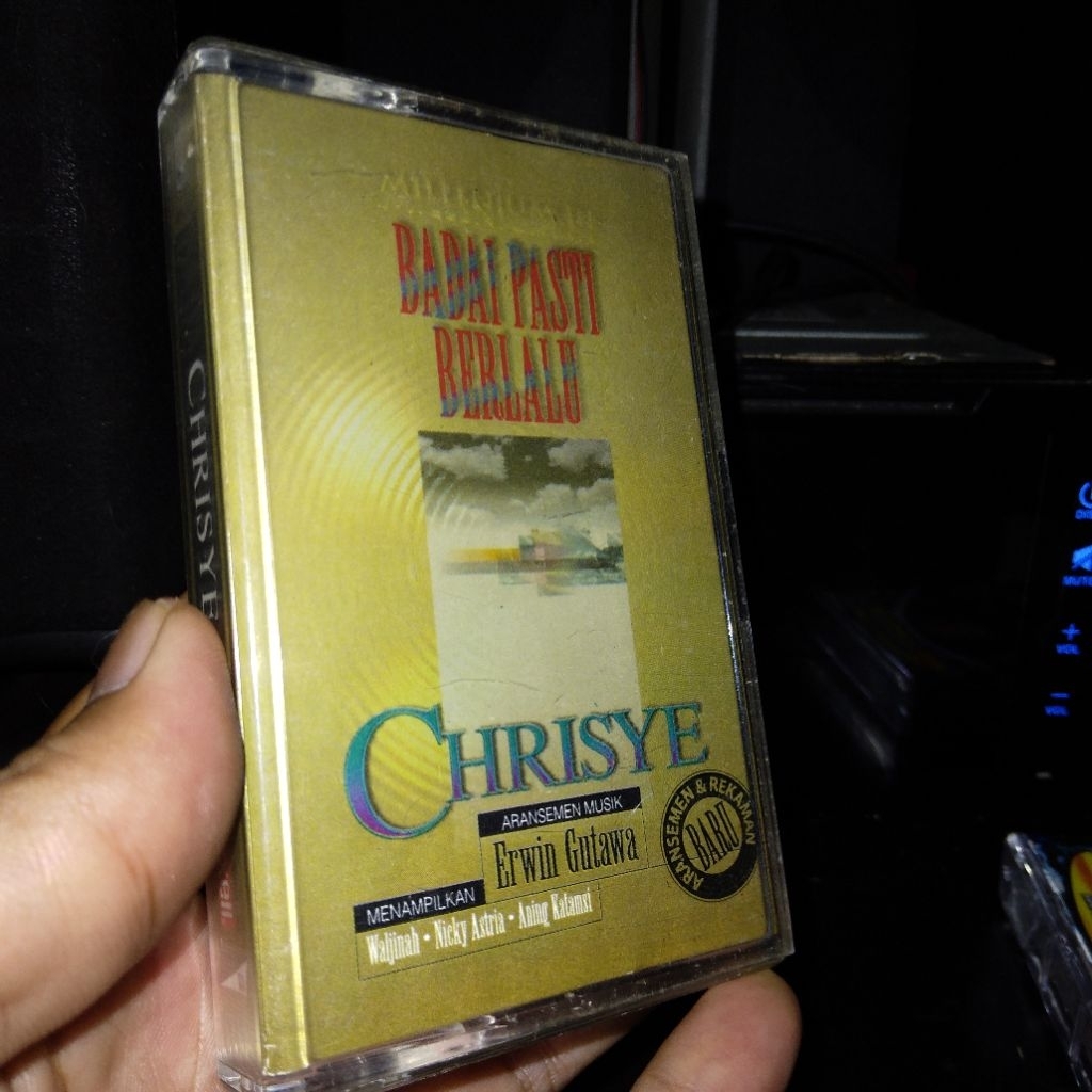 Kaset Chrisye Badai Pasti Berlalu