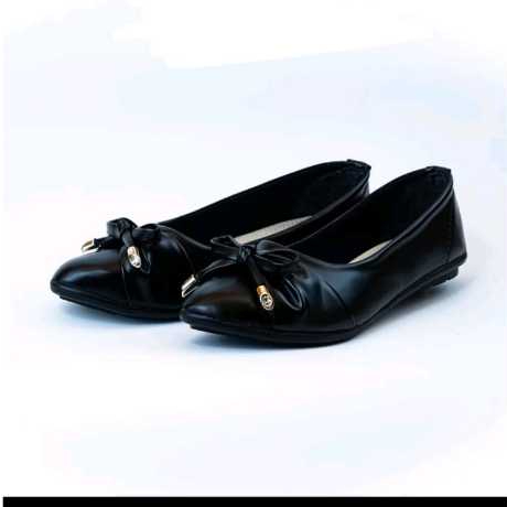 BATA - Sepatu Wanita Pita Flatshoes Karet Nyaman BT Hitam