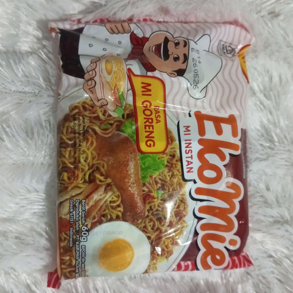 Eko mie, mie goreng/ mie instan