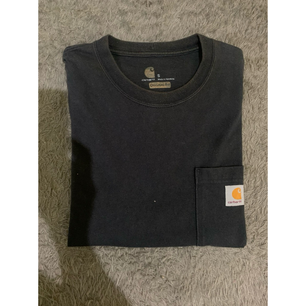 kaos pocket carhartt (hitam)