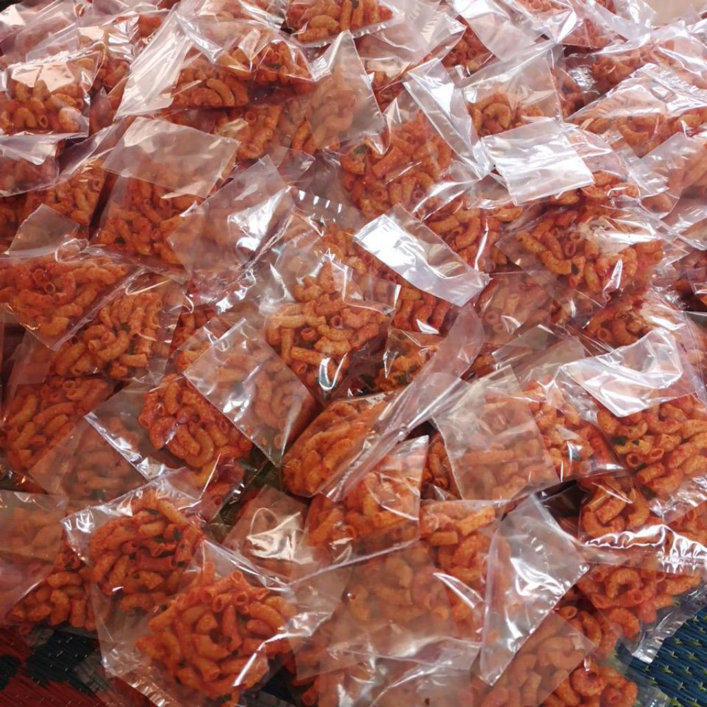 jajanan jadul makaroni eceran 1000