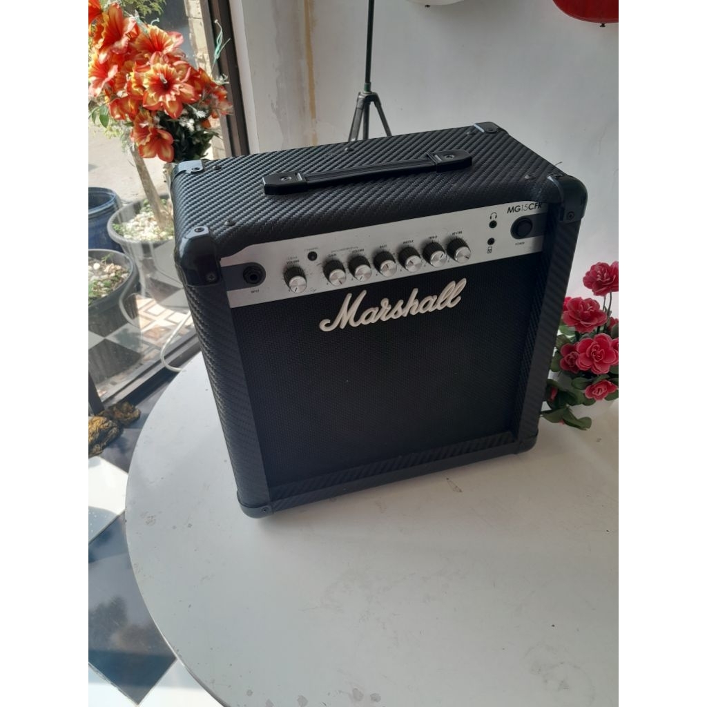 AMPLI GITAR MARSHALL MG 15 CFR