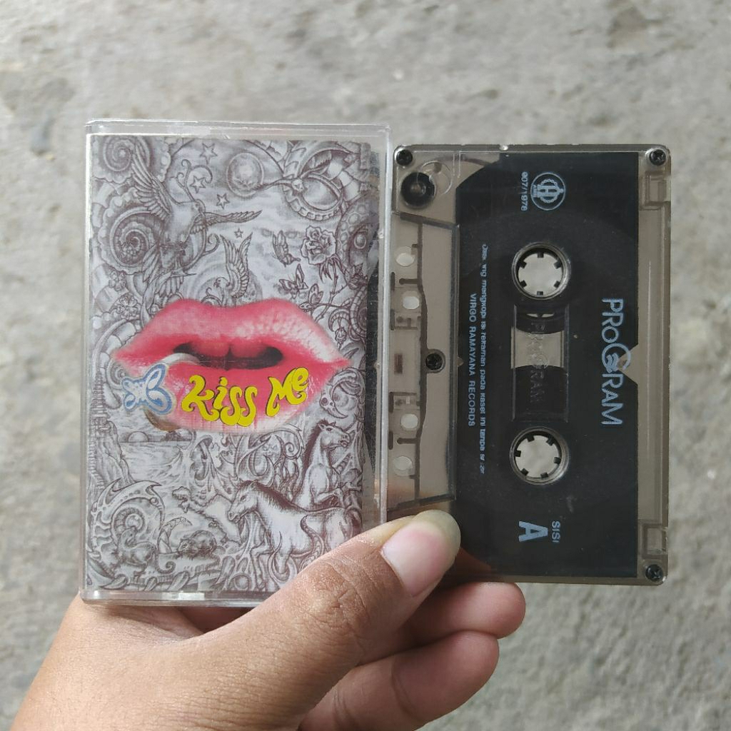 Kaset Pita Slank - Kiss Me