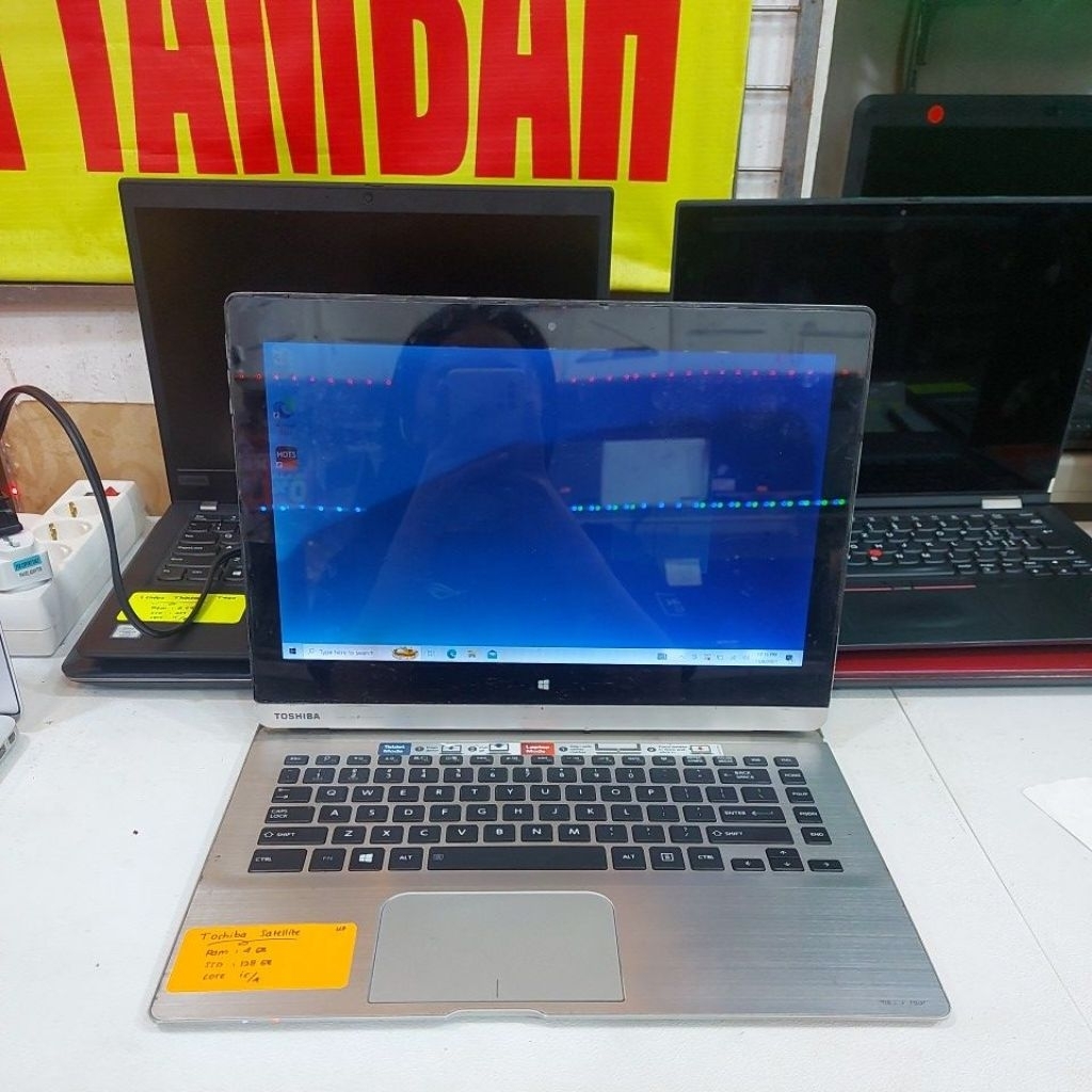 Laptop Toshiba Satellite Click 2 Pro P35W-B Core i5-4210U ram 4gb ssd 128gb touchscreen minus lcd ge