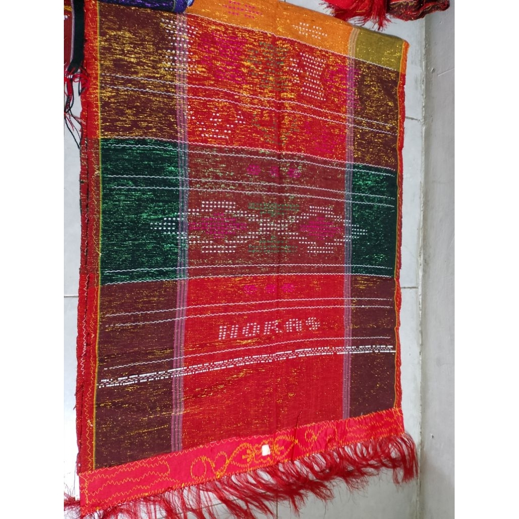 ULOS SADUM WARNA DIMENSI SIMATA DUA(2) DIPAKAI UNTUK MANGULOSI ADAT BATAK 78 x 200 cm