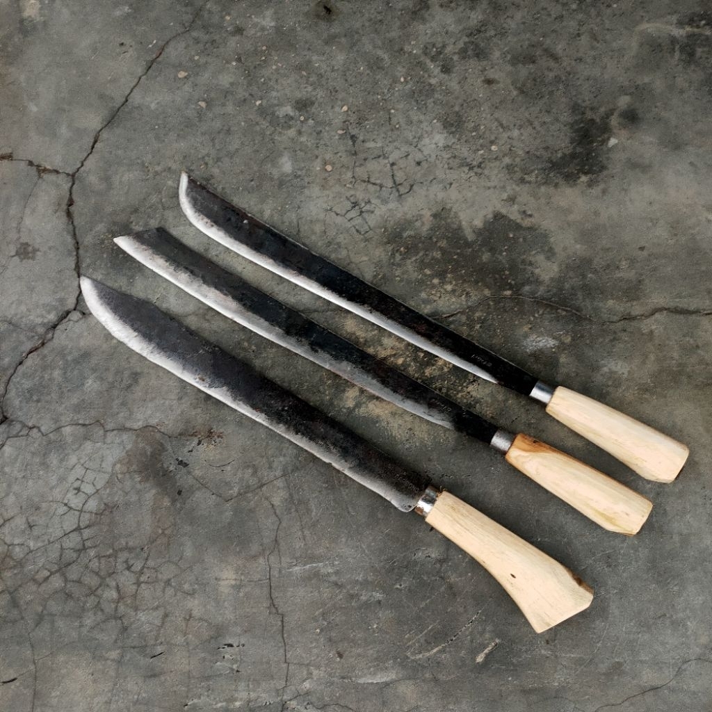 Pisau Cacah Singkong Pisau Ikan Model Panjang Pisau survival Gagang tembus