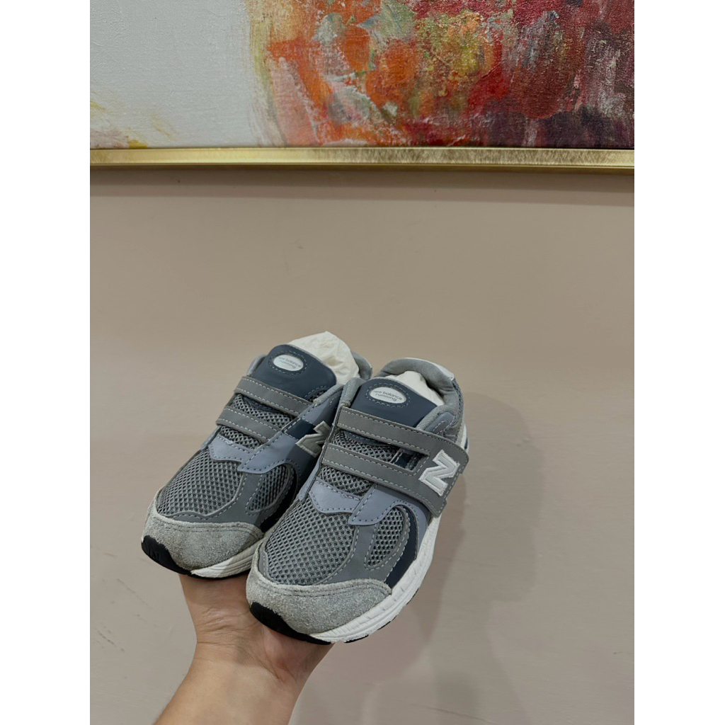 NB 2002R KIDS GREY insole 16cm