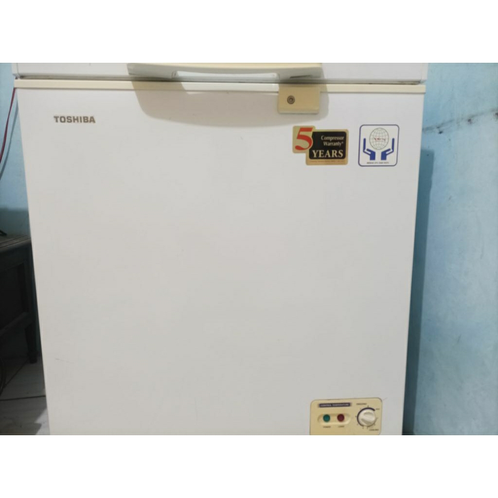 Toshiba Chest Freezer CR-A180I (Second) BISA NEGO SAMPE DEAL