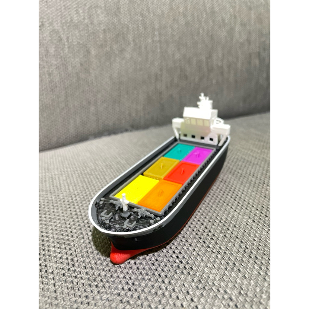Miniatur Kapal Kargo - Bahan Diecast