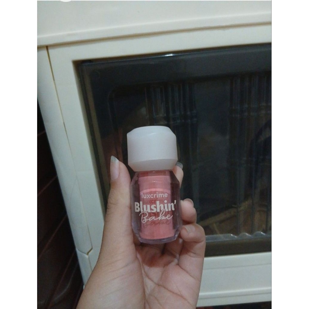 pl luxcrime liquid blush she's a doll