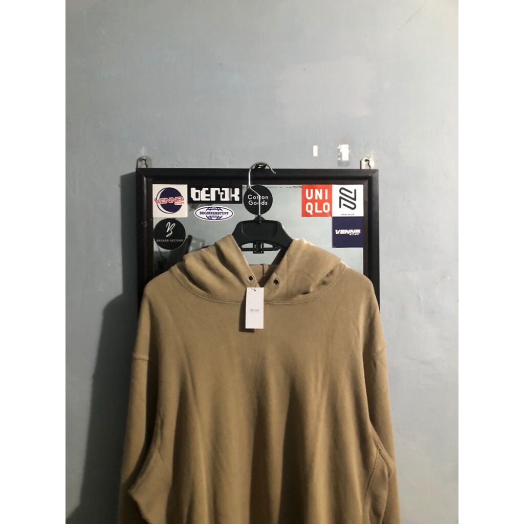 Hodie UNIQLO