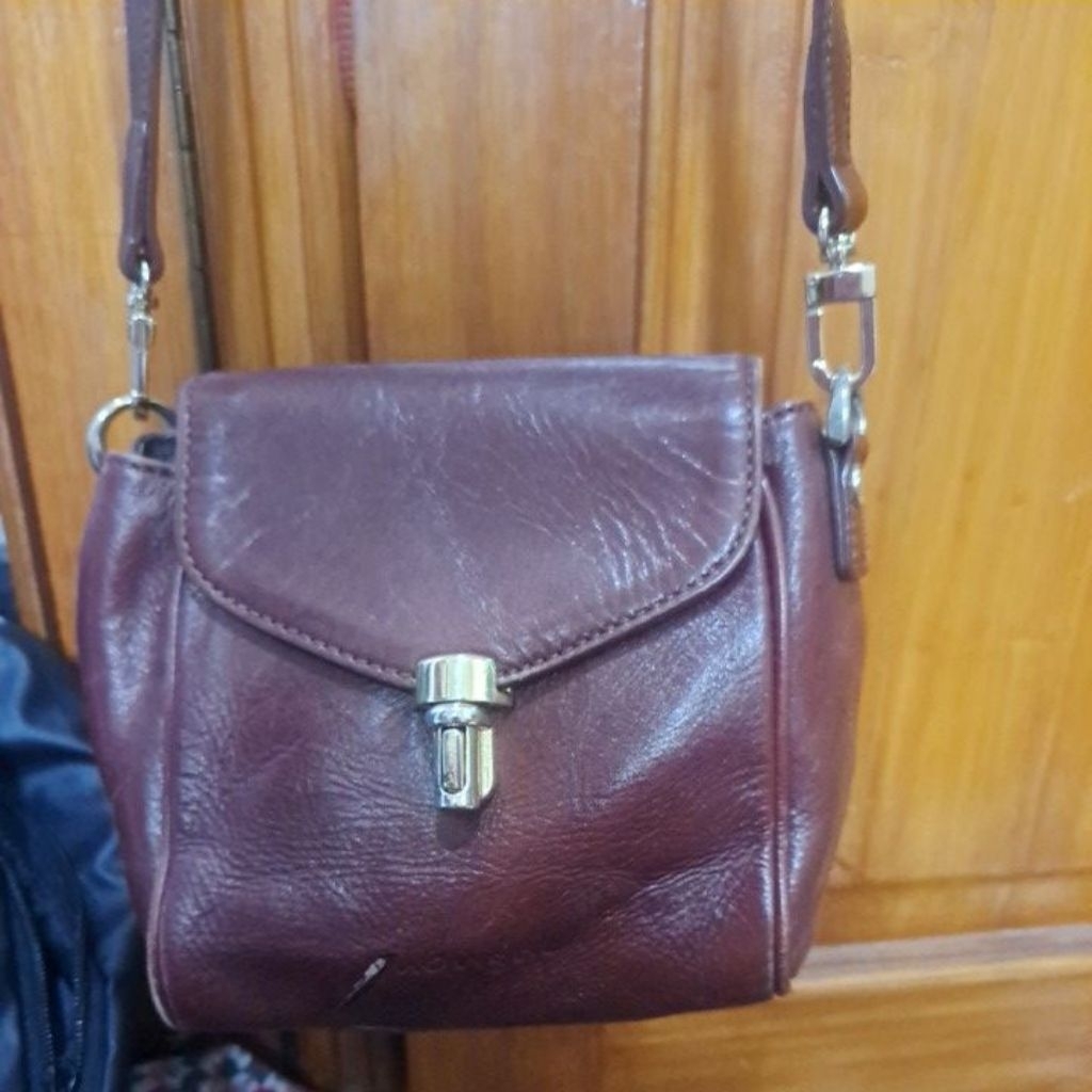 Tas sling coklat Monsac