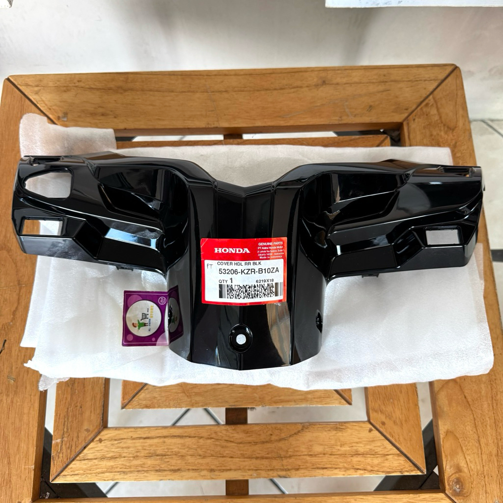 Batok Belakang Vario 125 Fi Old ISS Idling Stop Original AHM 53206-KZR-B10ZA